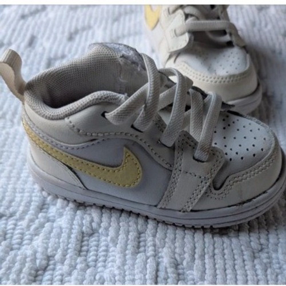 Jordan 1 Retro High OG Toddler Sail Pale Vanilla FN7398-181 Size 5C